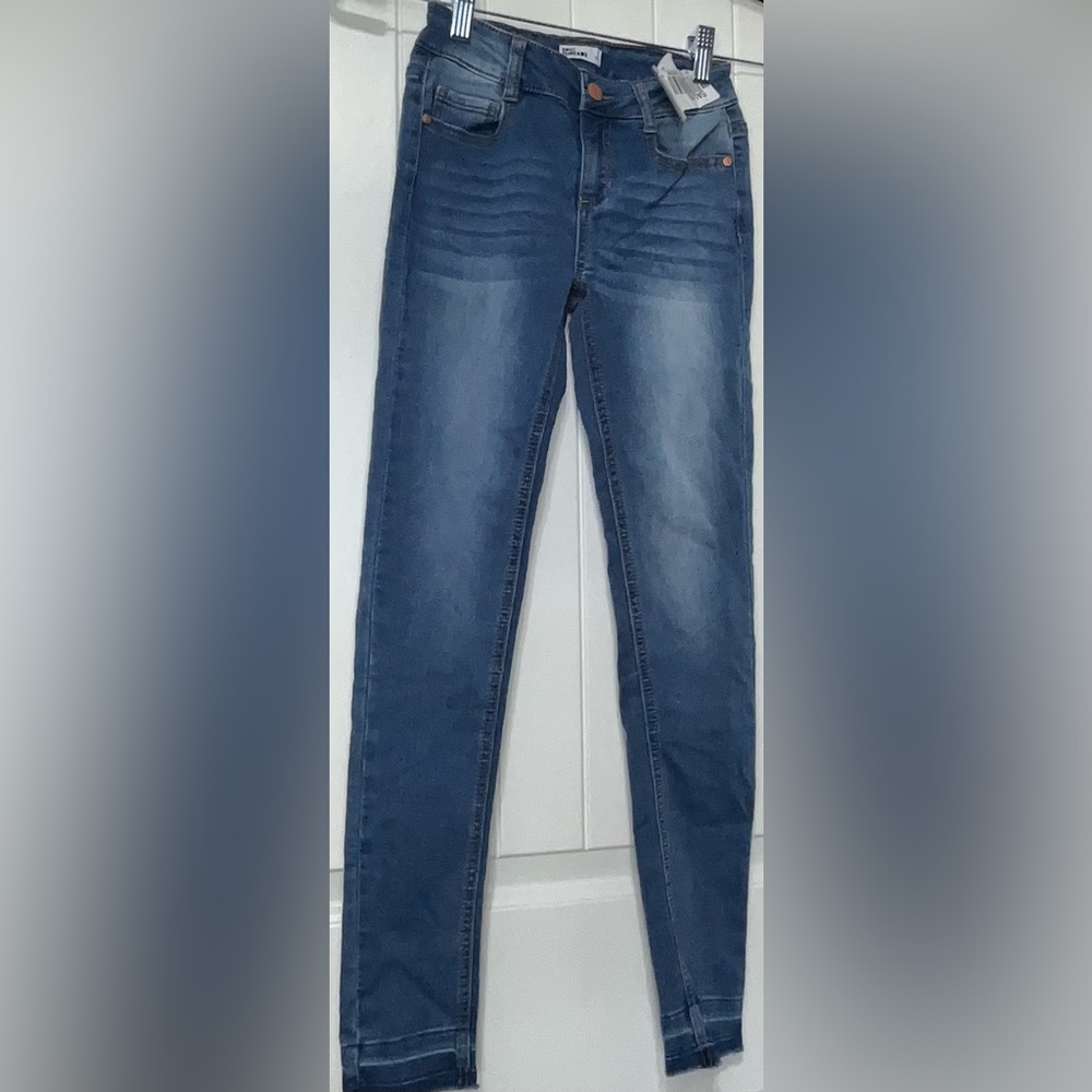 Epic Threads Skinny Jean. NWT